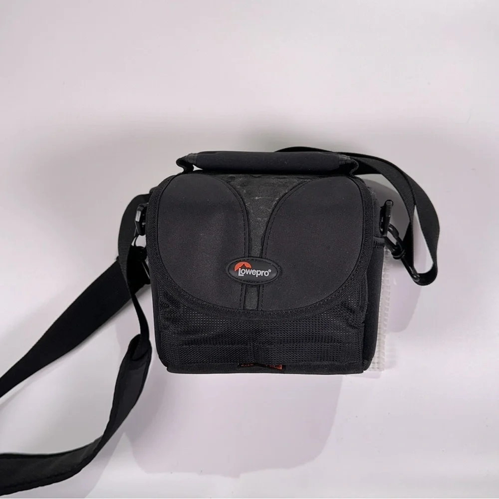 Lowepro Black Messenger Bag